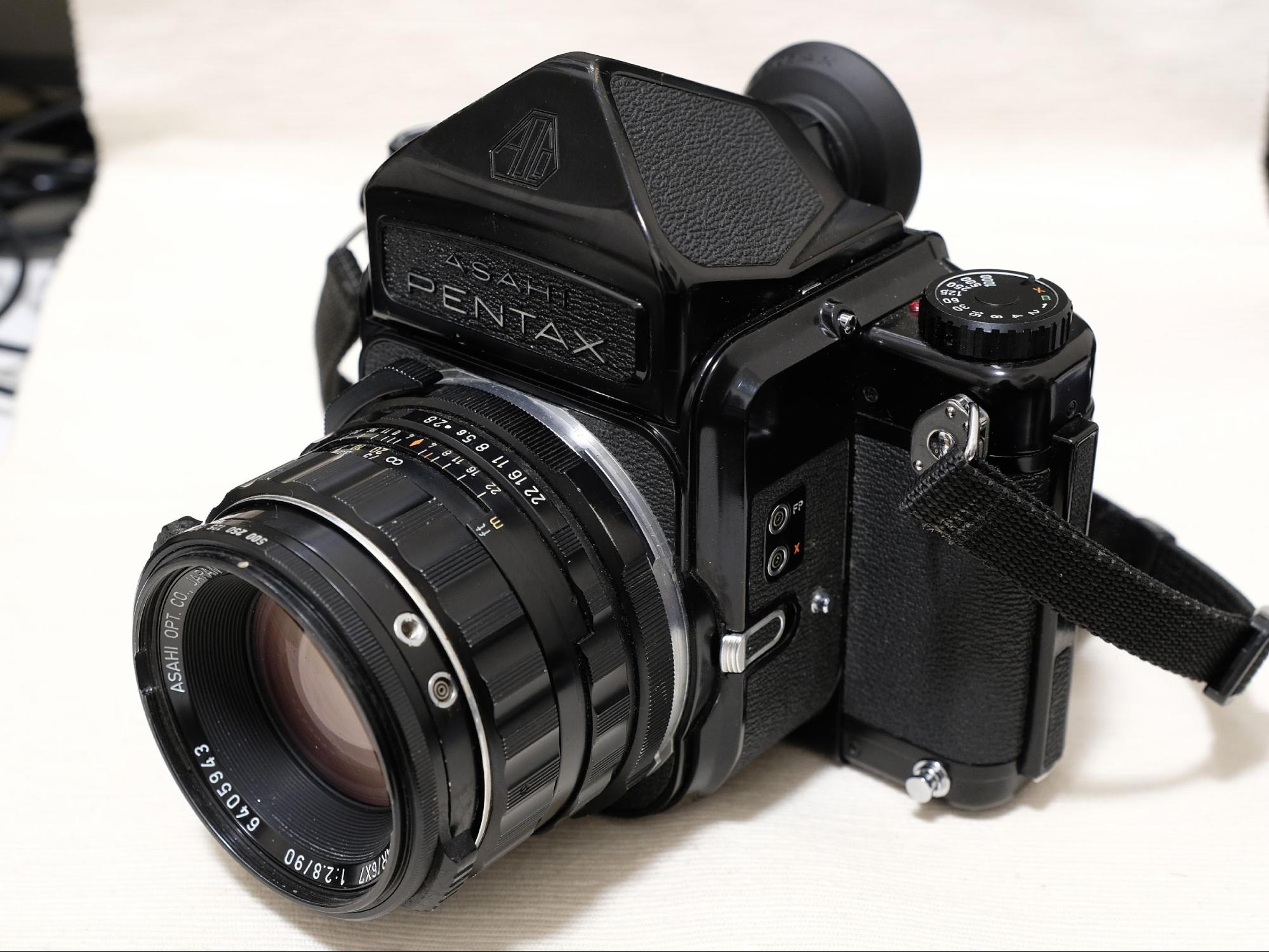 pentax67 SMC Takumar 6×7 90mm F2.8 フード付き